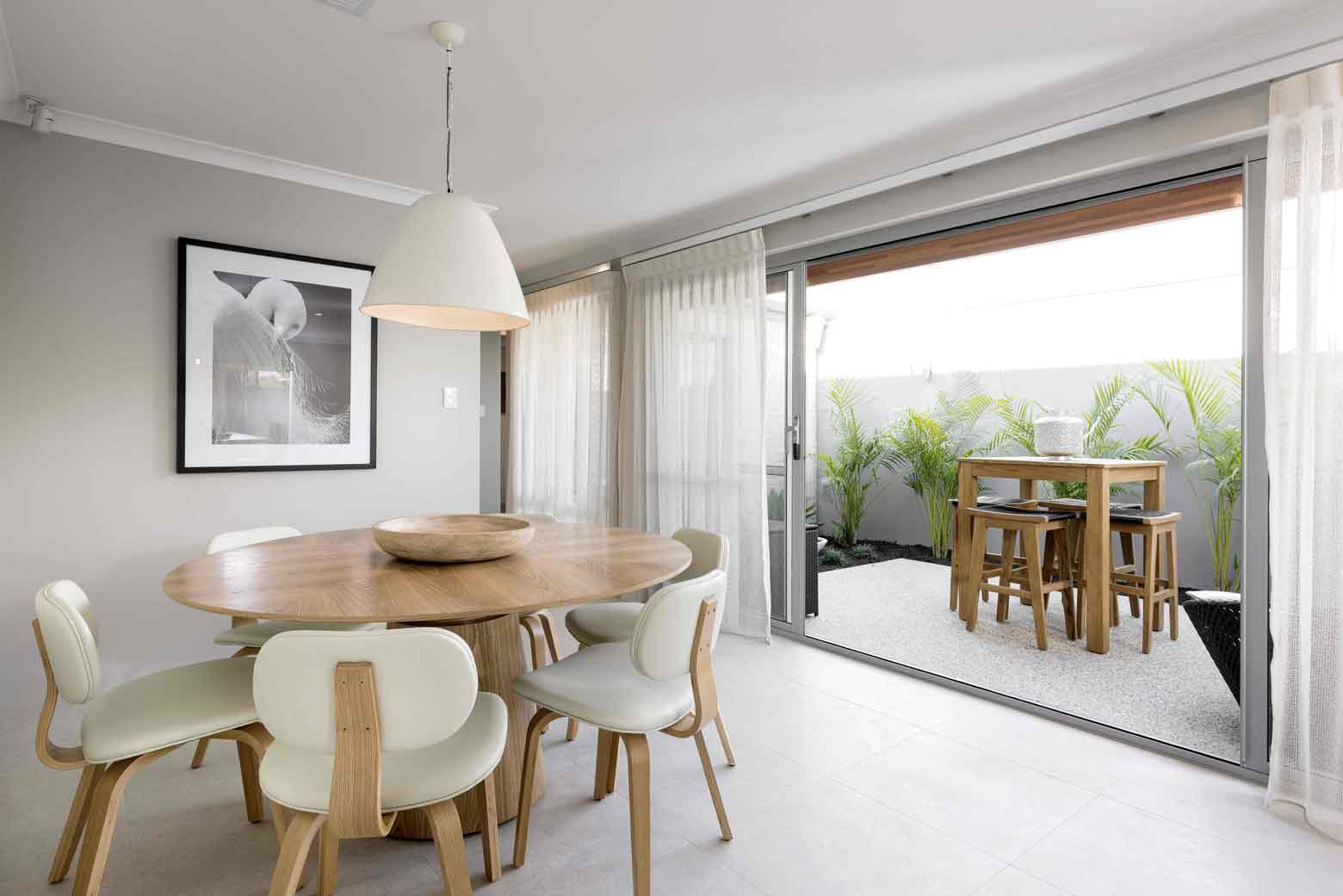 The Uforia, Aveley FHOC Display Aveling Homes